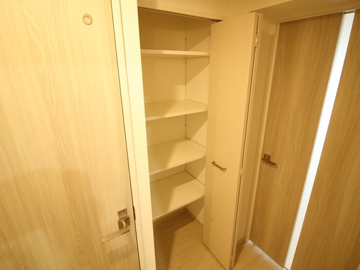 物件内観写真14　(収納)