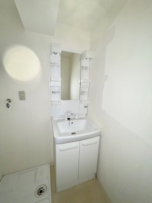 物件内観写真12　(洗面)