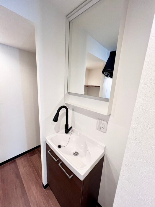 物件内観写真13　(洗面)