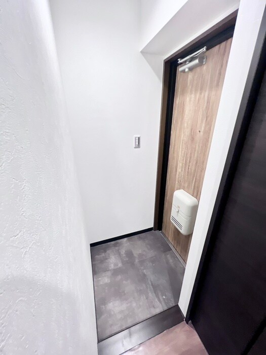 物件内観写真17　(玄関)