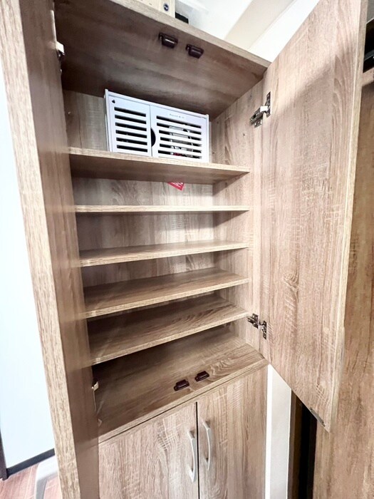 物件内観写真18　(靴箱)