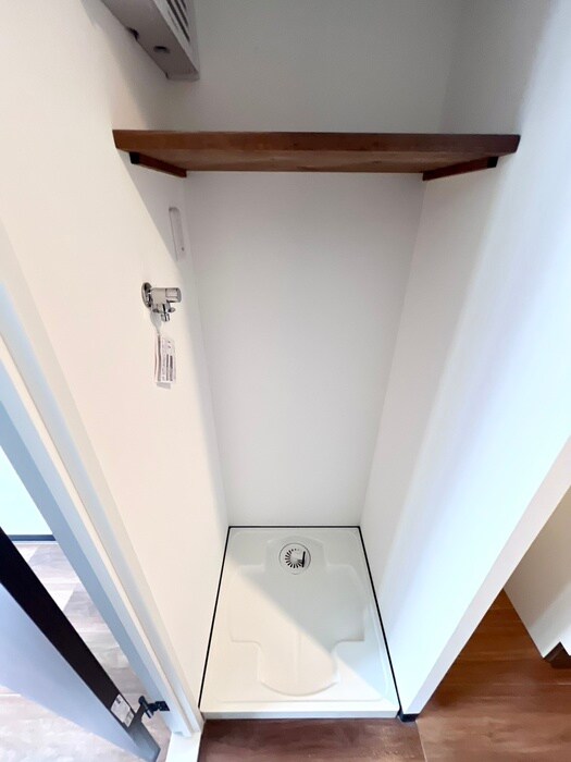 物件内観写真21　(洗濯機置場)