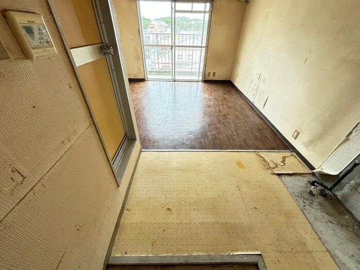物件内観写真16　(廊下)