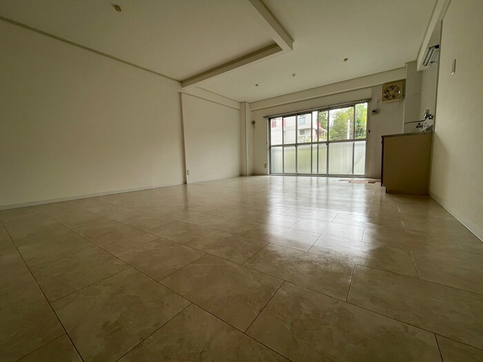 物件内観写真21　(居室)