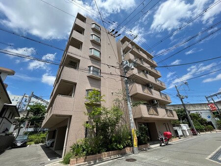 セリバノ－ブル外観写真