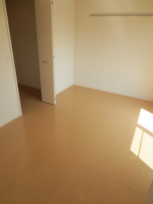 物件内観写真11　(居室)