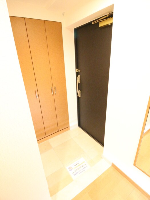 物件内観写真14　(玄関)