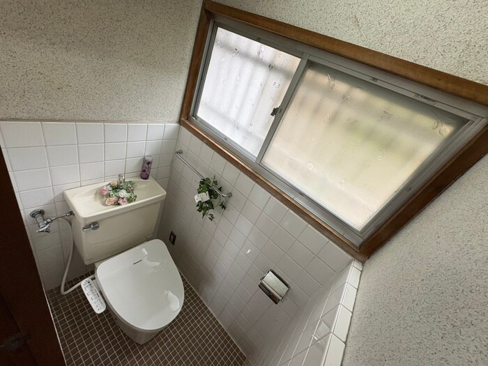 物件内観写真15　(トイレ)