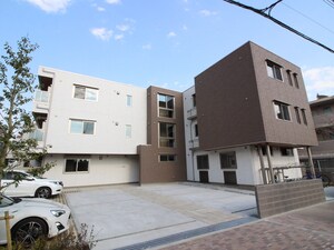 シャーメゾン千代田夙川外観写真