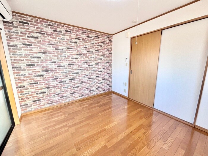 物件内観写真8　(居室)