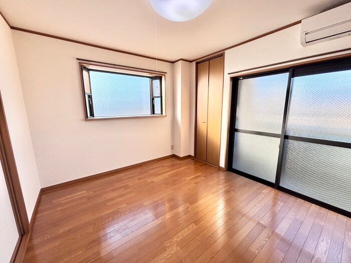 物件内観写真10　(居室)