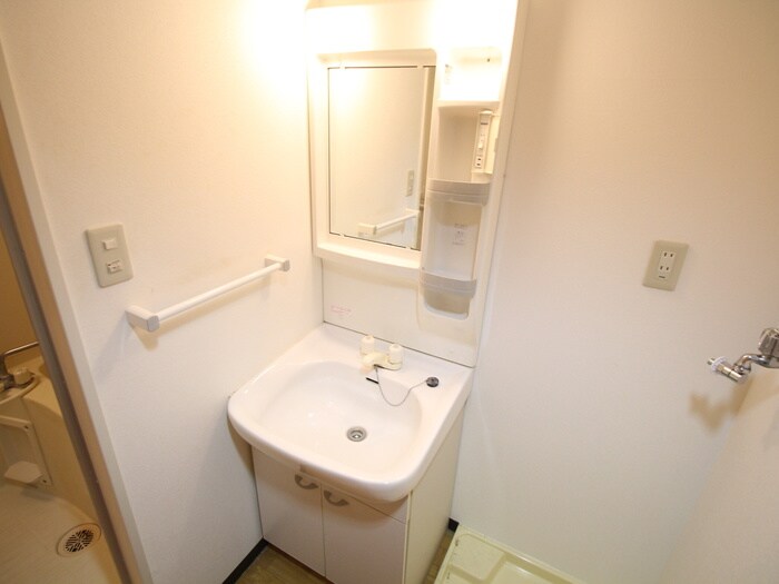 物件内観写真13　(洗面)