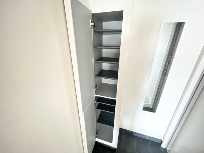 物件内観写真17　(靴箱)