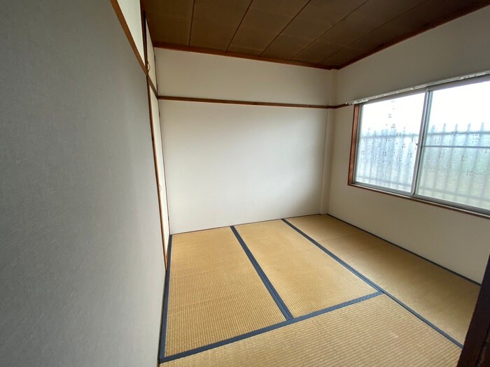 物件内観写真10　(居室)