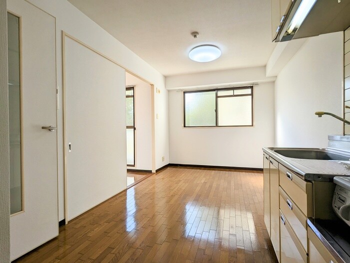 物件内観写真9　(居室)