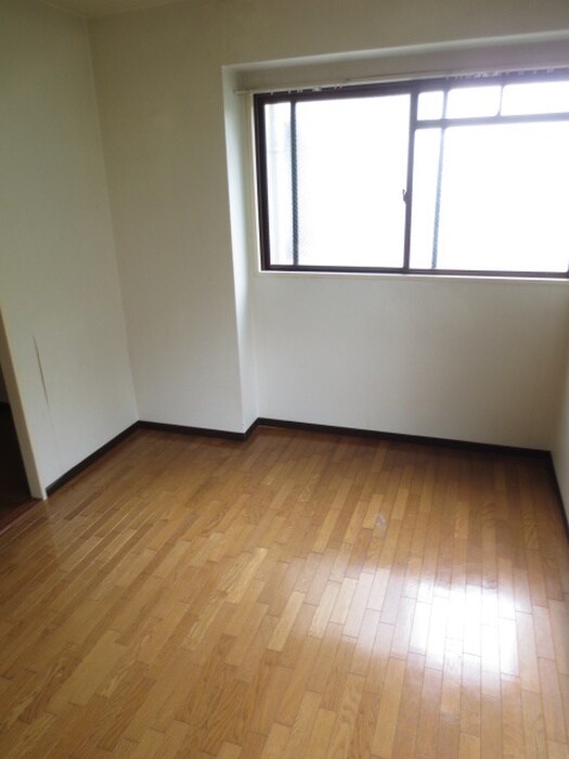 物件内観写真22　(居室)