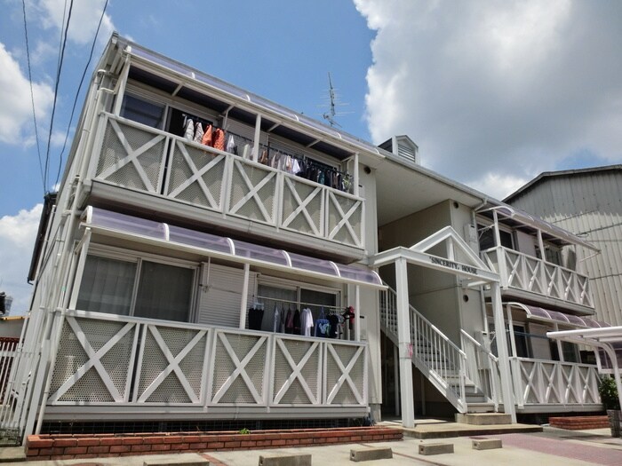 ＳＩＮＣＥＲＩＴＹ ＨＯＵＳＥの物件外観写真