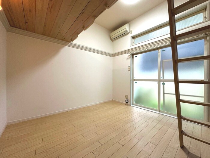 物件内観写真11　(居室)