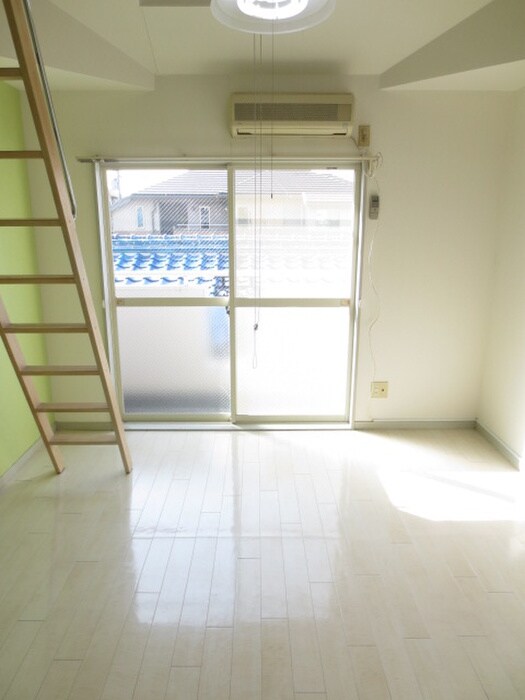 物件内観写真12　(居室)