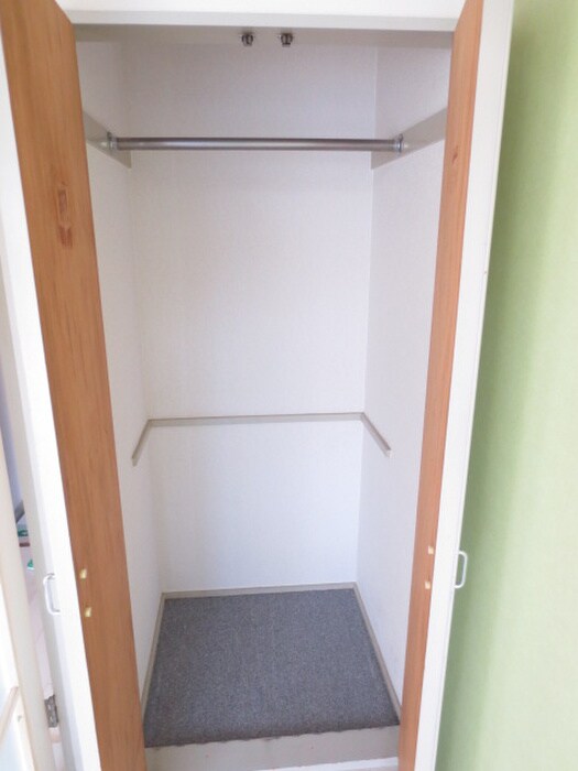 物件内観写真16　(収納)
