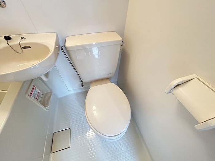 物件内観写真13　(トイレ)