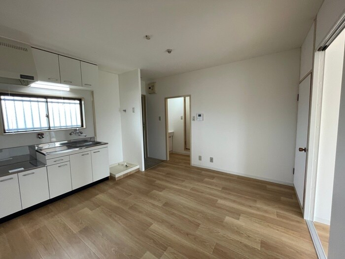 物件内観写真8　(内観写真)