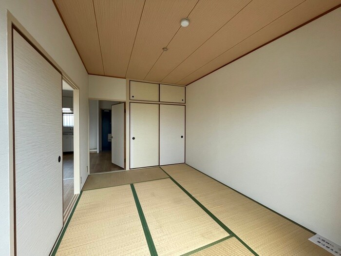 物件内観写真10　(居室)