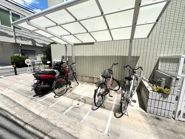 駐輪場