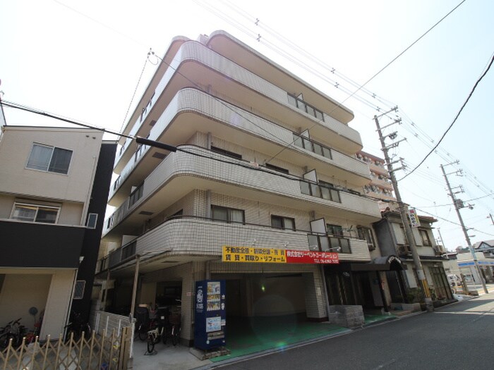 物件外観写真1　(外観写真)