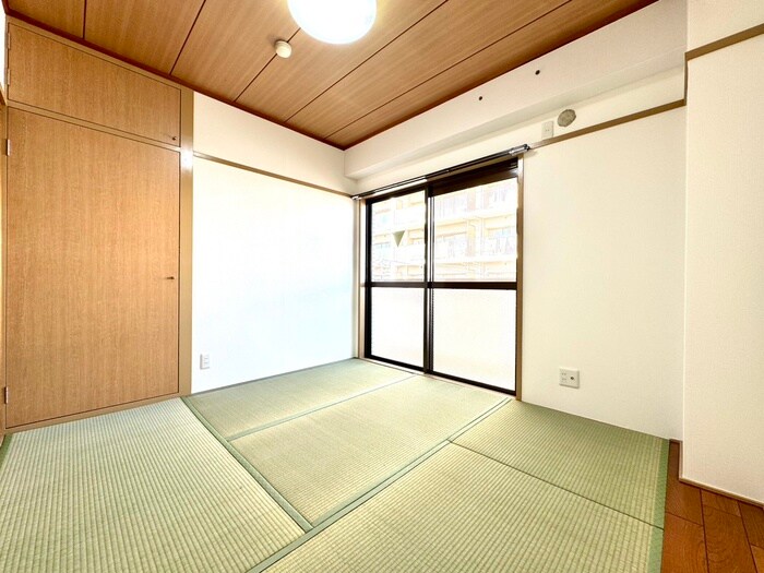 物件内観写真10　(居室)