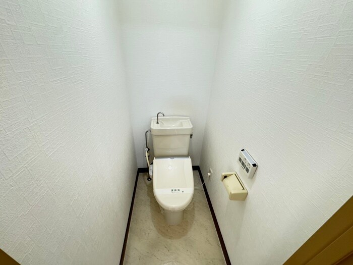 物件内観写真14　(トイレ)