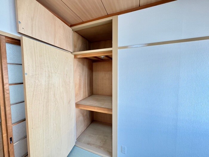 物件内観写真18　(収納)