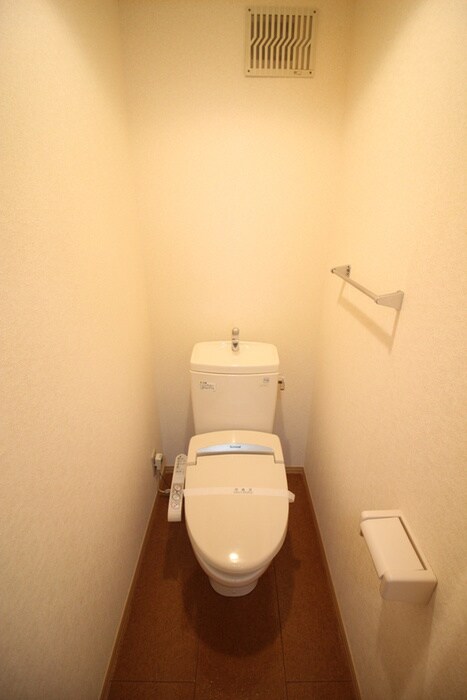 物件内観写真13　(トイレ)