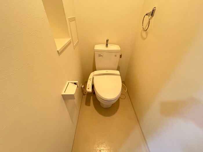 物件内観写真12　(トイレ)