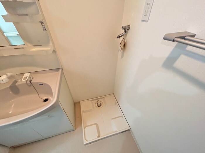 物件内観写真13　(室内からの展望)