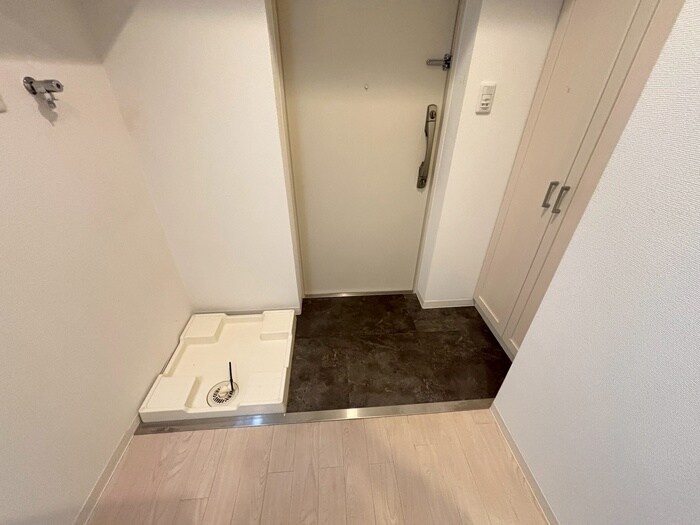 物件内観写真15　(玄関)