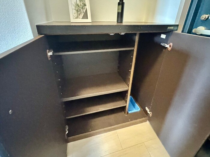 物件内観写真13　(靴箱)