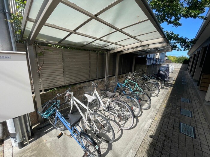 物件外観写真6　(建物設備)