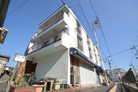 浜田ﾊｲﾂ外観写真