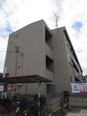 リバ－サイド１号館外観写真