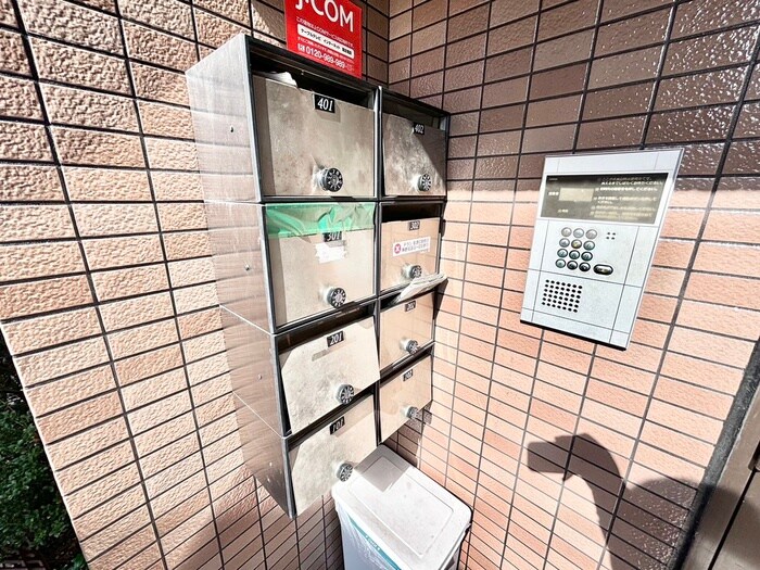 物件外観写真4　(建物設備)