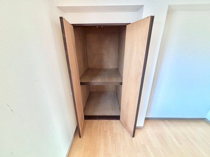 物件内観写真11　(収納)