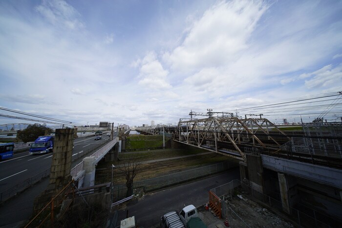 物件内観写真22　(室内からの展望)