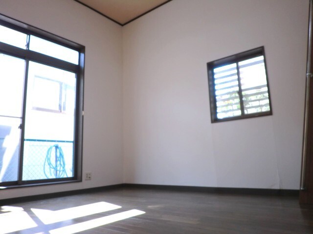 物件内観写真10　(居室)