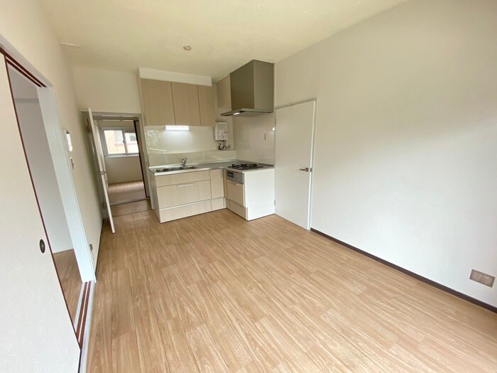 物件内観写真8　(居室)