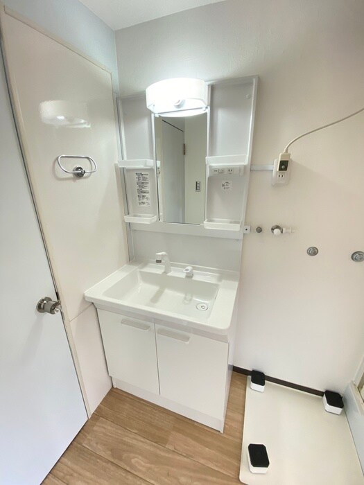 物件内観写真12　(洗面)