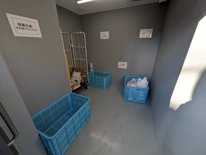 物件外観写真6　(建物設備)