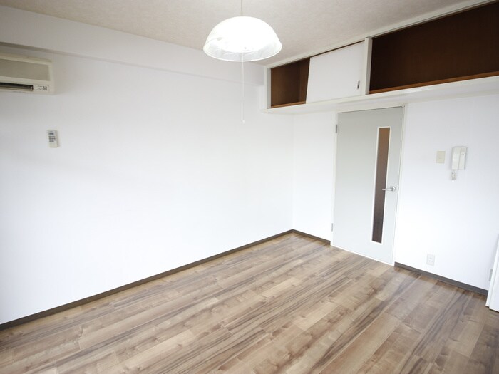 物件内観写真17　(居室)