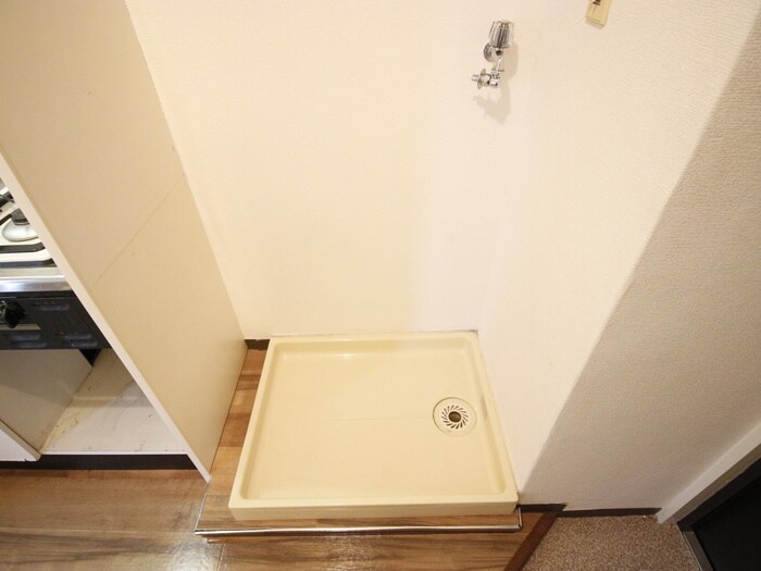 物件内観写真20　(洗濯機置場)