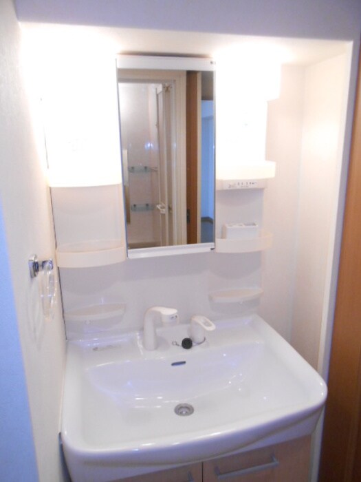 物件内観写真6　(洗面)